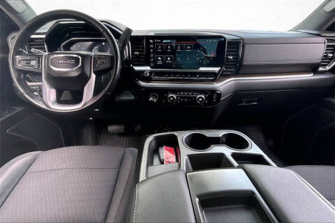 2022 GMC Sierra 1500 Elevation Standard