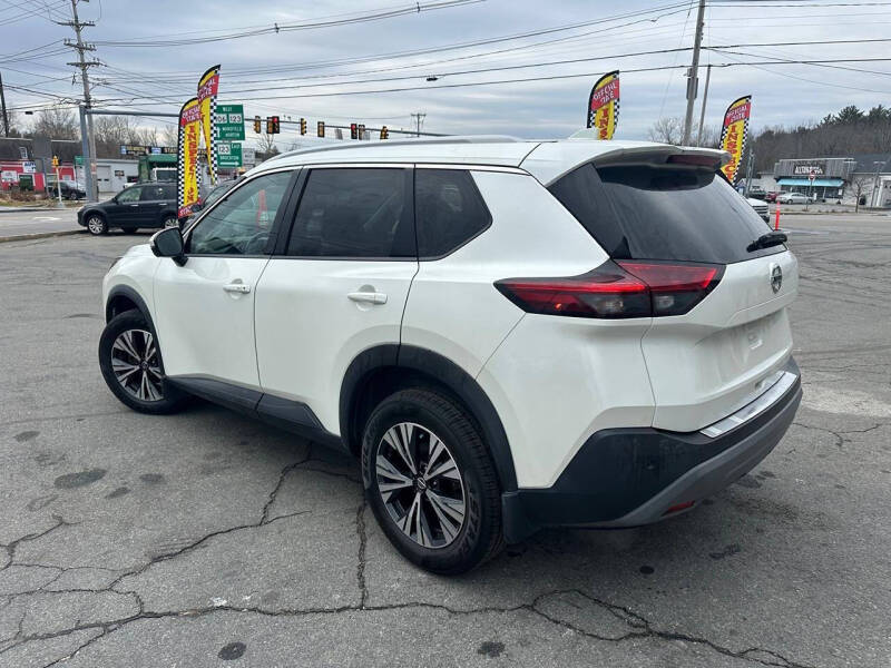 2021 Nissan Rogue SV