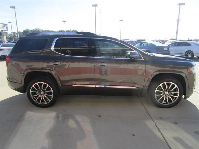 2020 GMC Acadia Denali