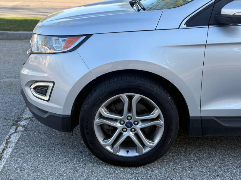 2018 Ford Edge Titanium