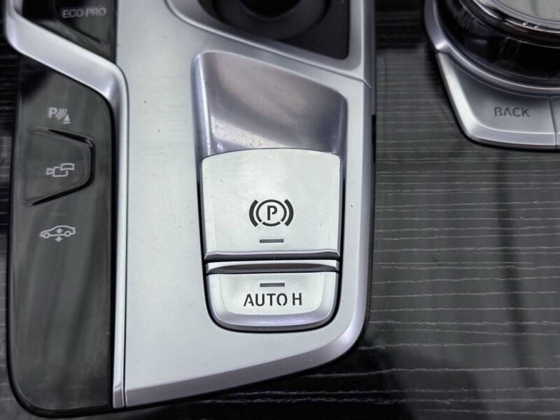 2022 BMW 7 Series 750i xDrive