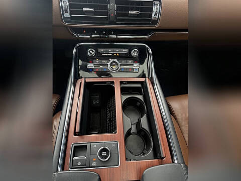 2022 Lincoln Navigator L Reserve