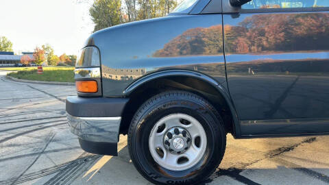 2017 Chevrolet Express LT 3500