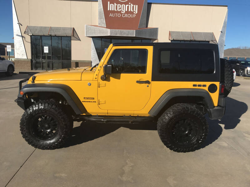 2015 Jeep Wrangler for sale at Integrity Auto Group in Wichita KS
