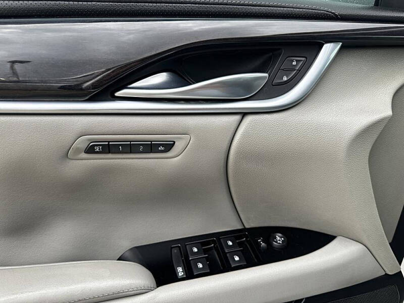 2015 Cadillac XTS Luxury