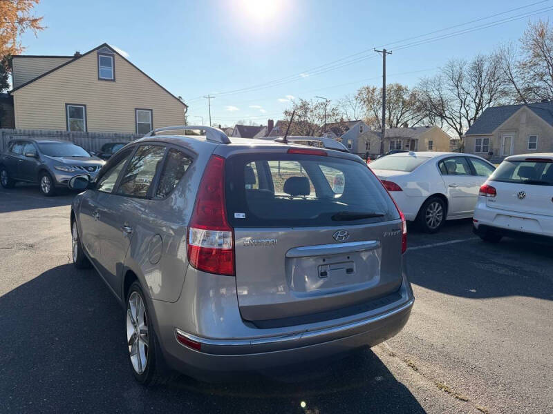 2012 Hyundai Elantra Touring SE