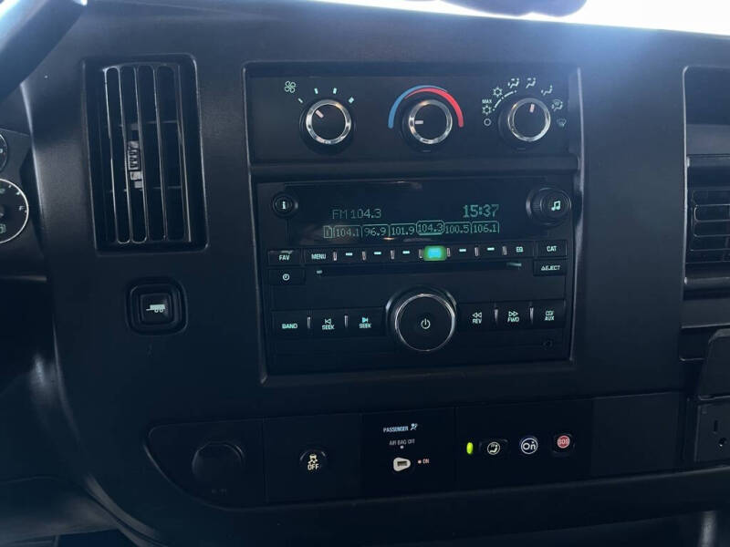 2017 Chevrolet Express LT 3500