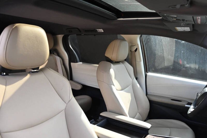 2023 Toyota Sienna