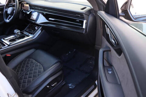 2023 Audi SQ8 4.0T quattro Prestige