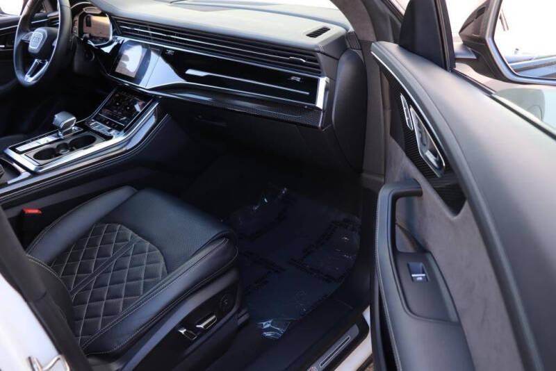 2023 Audi SQ8 4.0T quattro Prestige