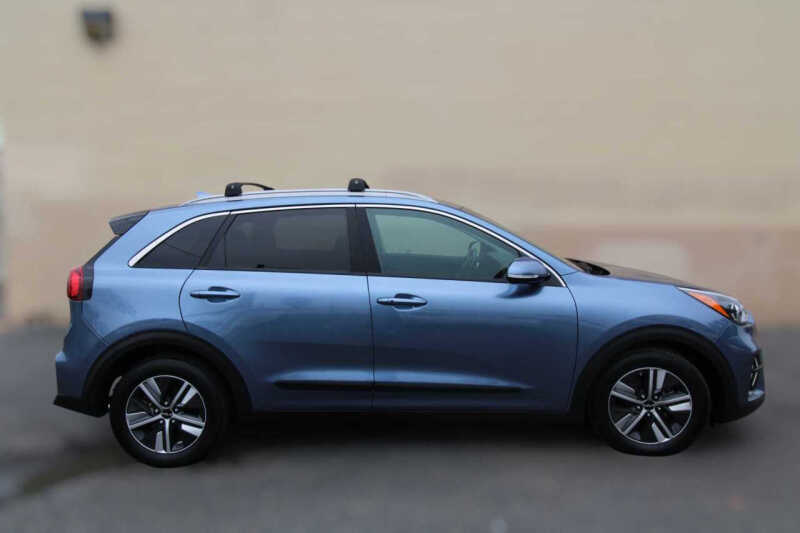 2022 Kia Niro Plug-In Hybrid EX Premium