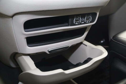 2023 Chrysler Pacifica Plug-In Hybrid Touring L