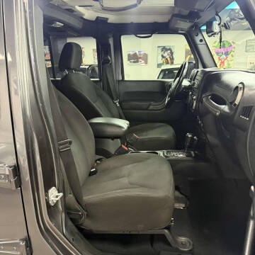 2016 Jeep Wrangler Unlimited Sport