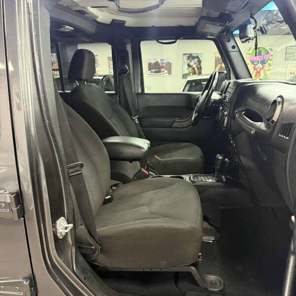 2016 Jeep Wrangler Unlimited Sport