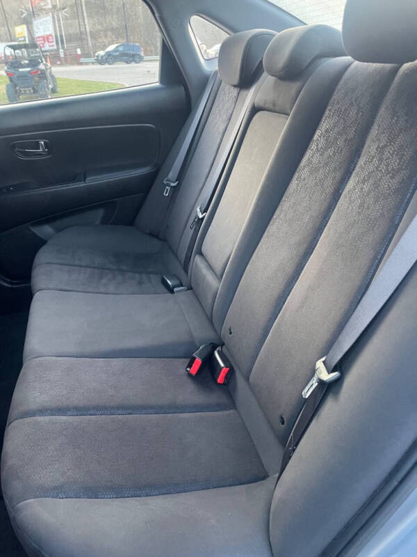 2010 Hyundai Elantra Blue