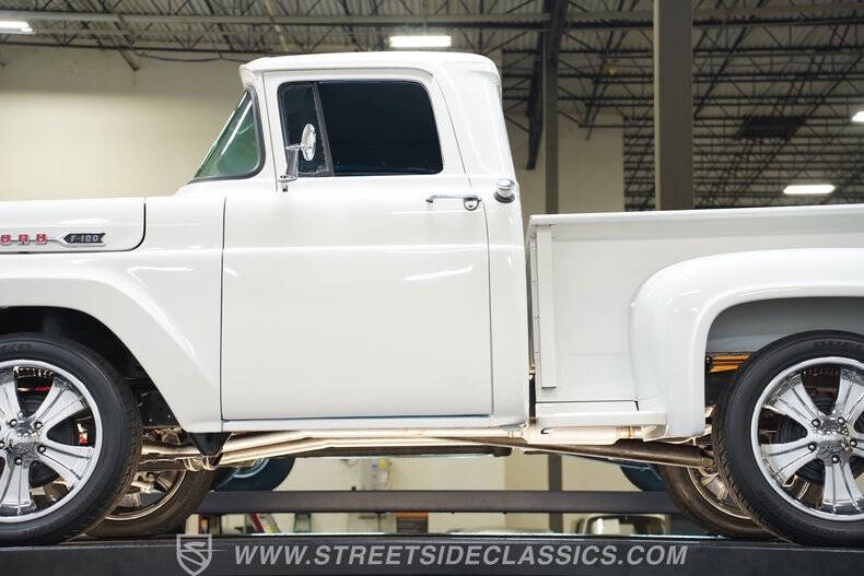 1960 Ford F-100