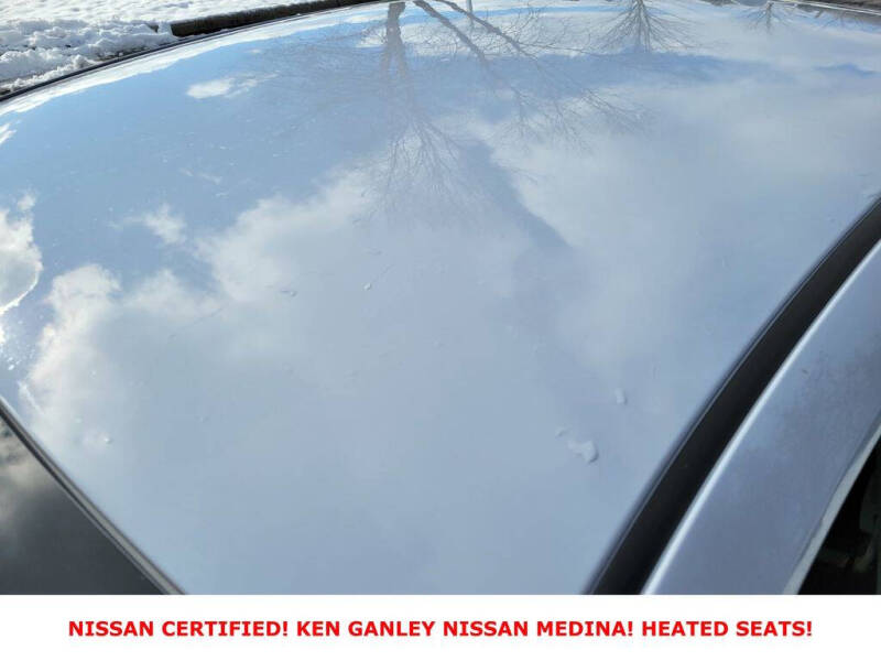 2024 Nissan Versa SR