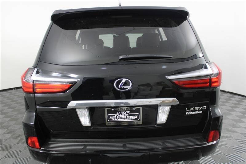 2016 Lexus LX 570