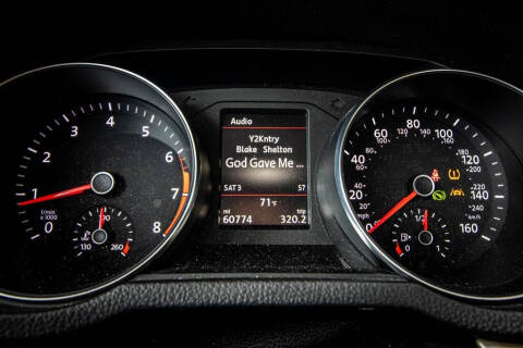 2017 Volkswagen Passat 1.8T SEL Premium