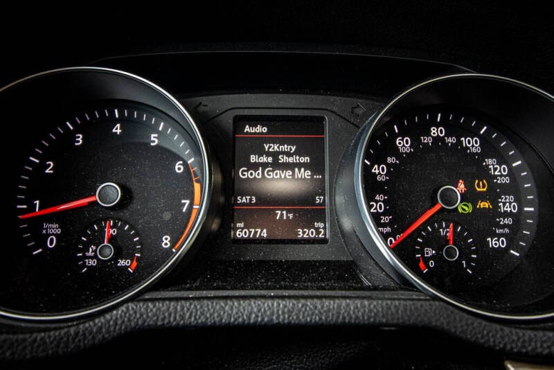 2017 Volkswagen Passat 1.8T SEL Premium