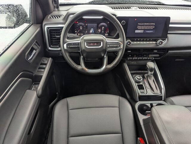 2024 GMC Canyon Elevation