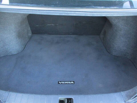 2014 Nissan Versa 1.6 S Plus