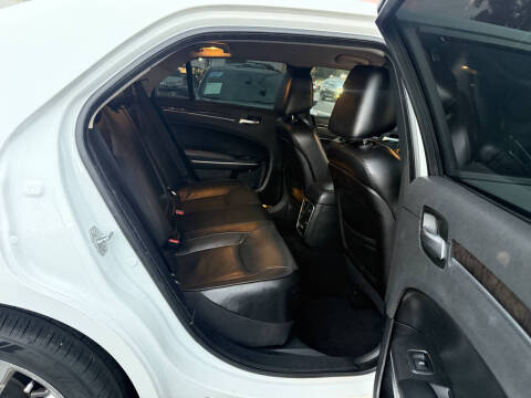 2019 Chrysler 300 Limited