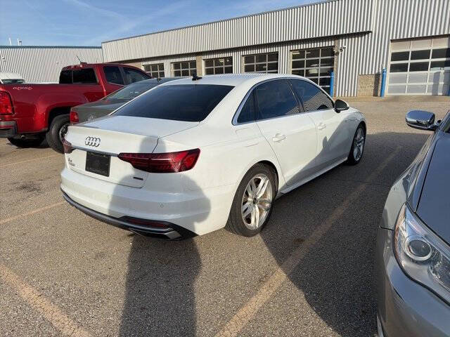 2022 Audi A4 quattro S line Prem Plus 45 TFSI