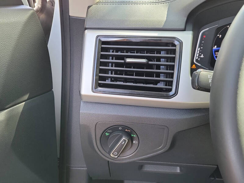 2022 Volkswagen Atlas SE