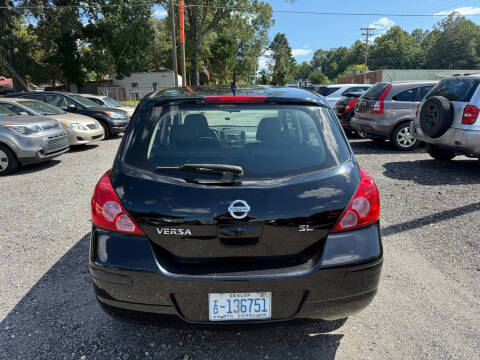 2009 Nissan Versa 1.8 SL