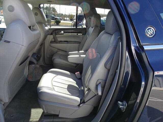 2017 Buick Enclave Leather