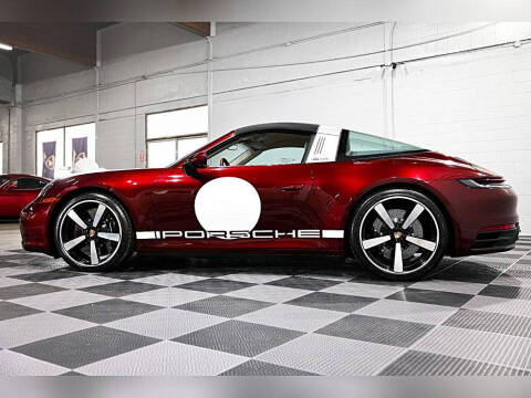 2021 Porsche 911 Targa 4S Heritage Design Edition