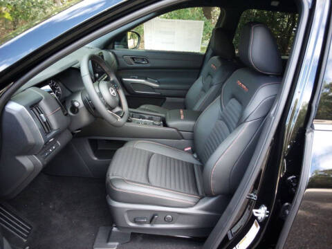 2025 Nissan Pathfinder Rock Creek