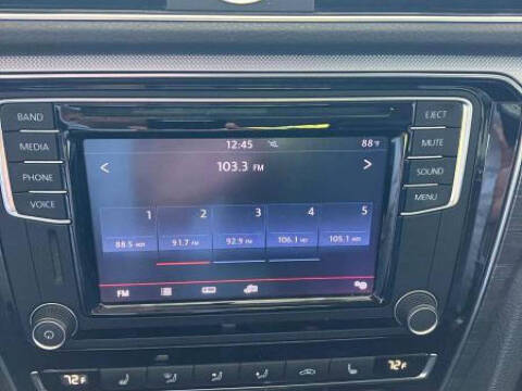 2016 Volkswagen Passat