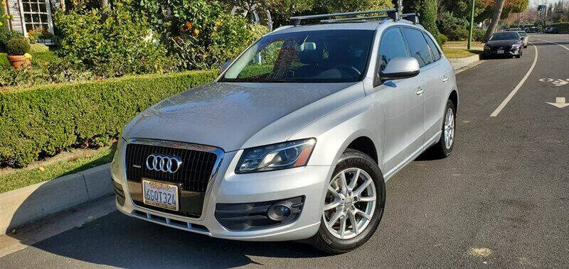 2009 Audi Q5 for sale at LA AUTO SALES AND LEASING in Tujunga CA