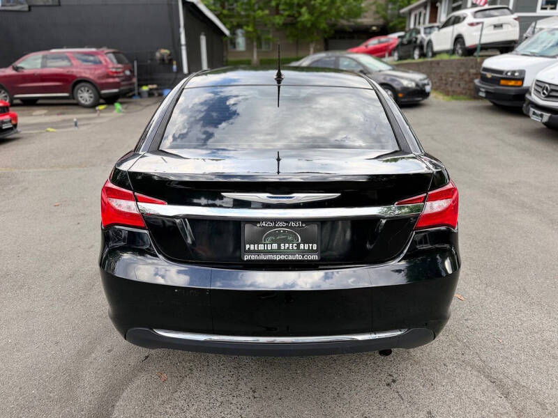 2014 Chrysler 200 LX