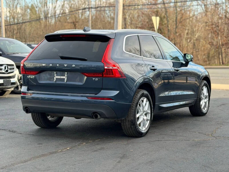 2020 Volvo XC60 T5 Momentum