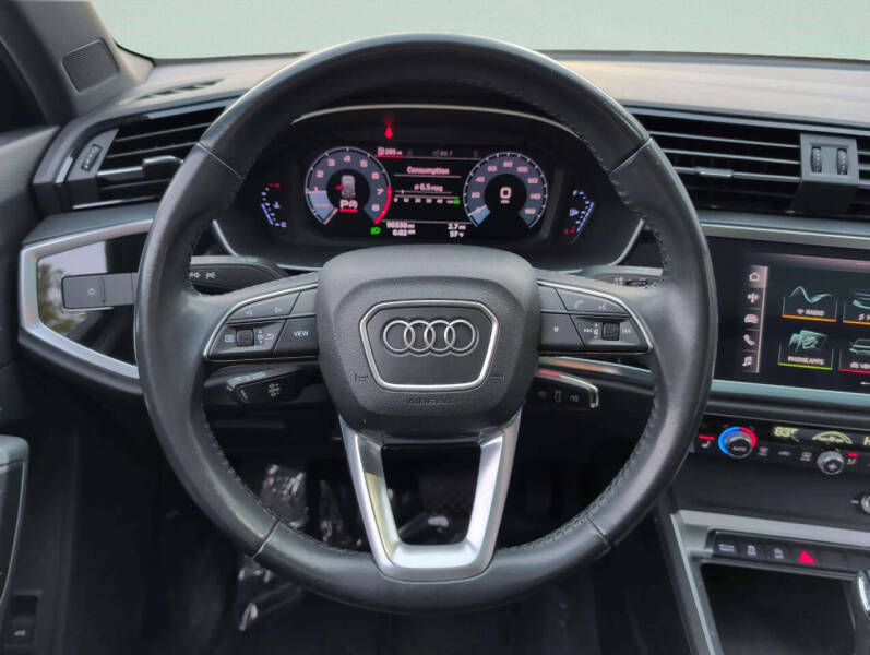 2019 Audi Q3 quattro Premium 45 TFSI