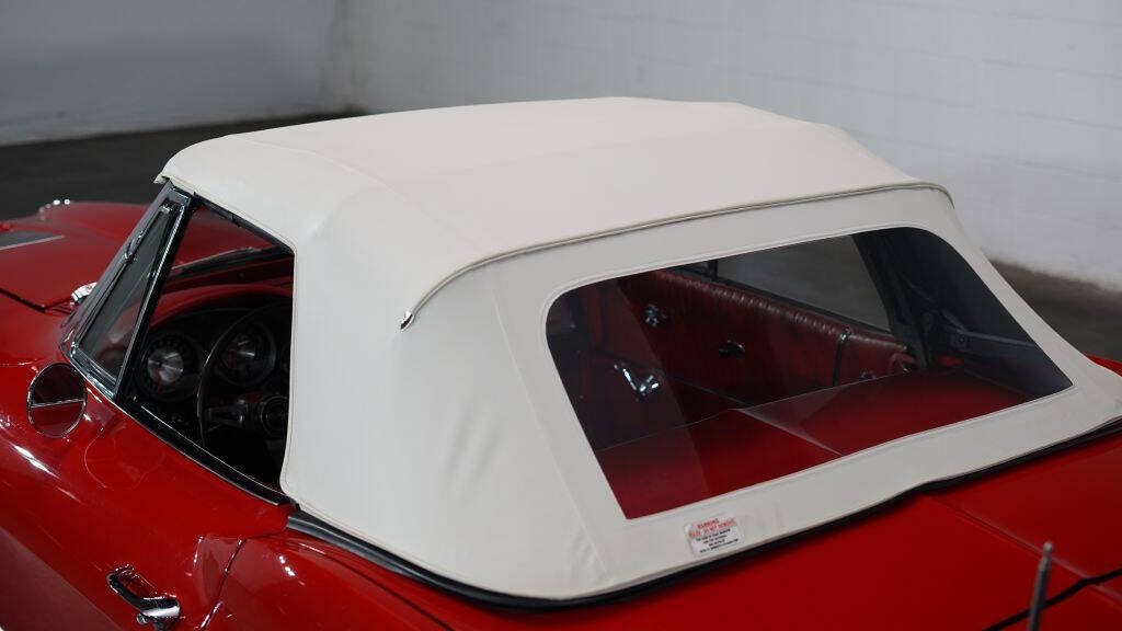 1963 Chevrolet Corvette 22