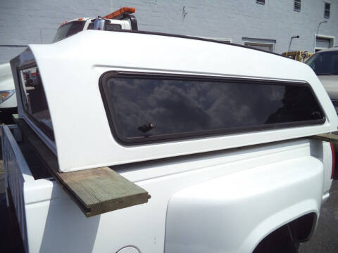 A.R.E. WALK-THRU UTILITY TRUCK CAP