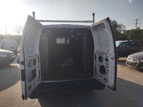 2011 Ford E-Series E-150