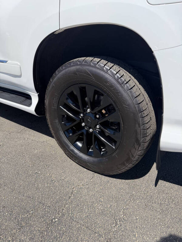2017 Lexus GX 460