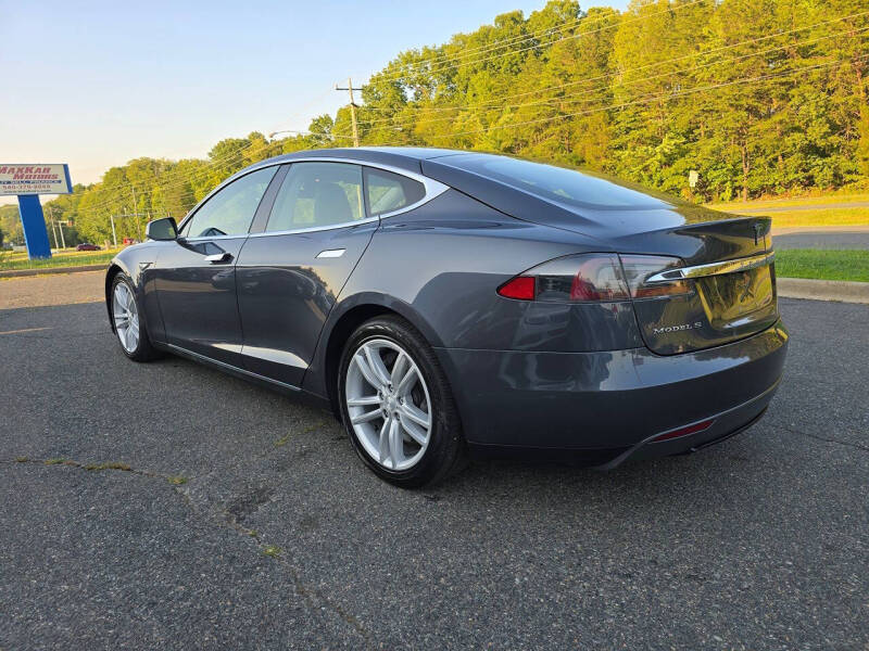 2015 Tesla Model S 70D