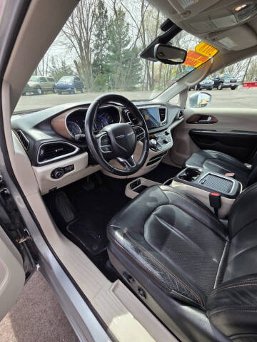 2018 Chrysler Pacifica Touring L