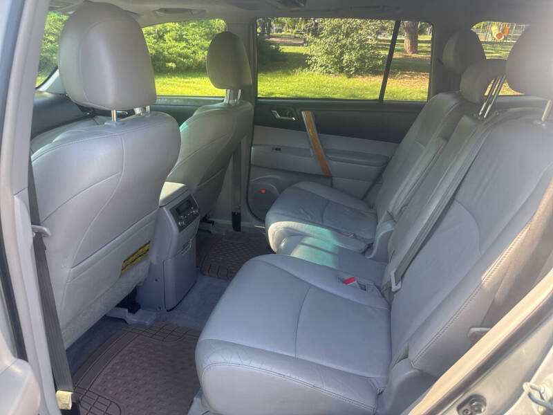 2010 Toyota Highlander Hybrid Limited