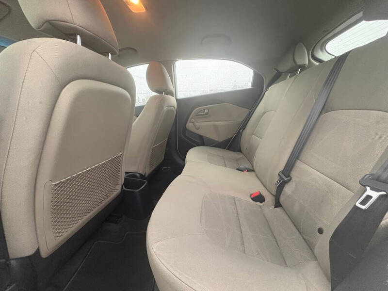 2014 Kia Rio 5-Door LX