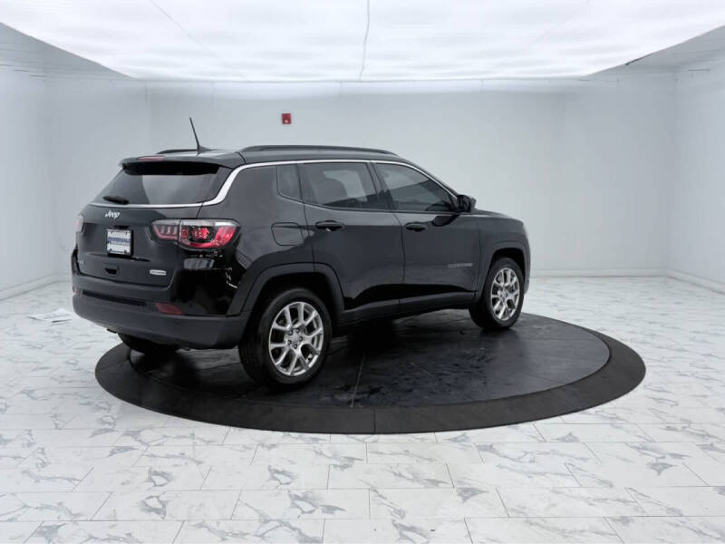 2024 Jeep Compass Latitude Lux