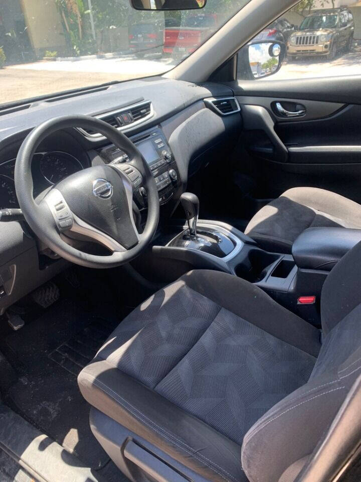 2015 Nissan Rogue  - $12,900