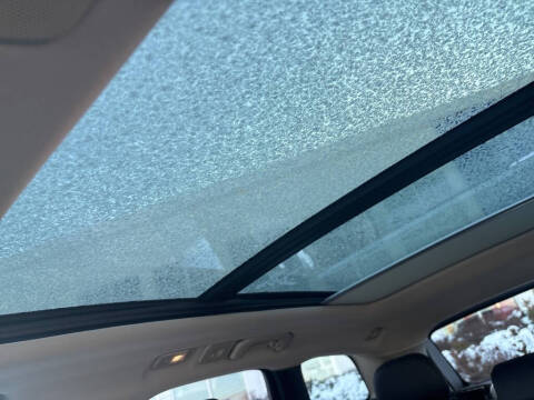 2025 Volvo XC60 B5 Plus Dark Theme