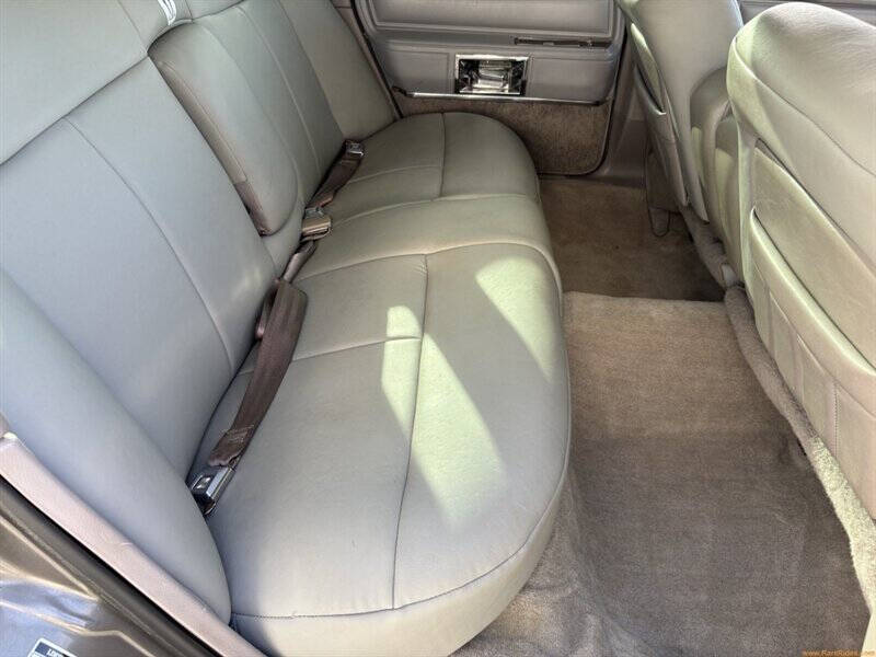 1988 Lincoln Town Car Cartier